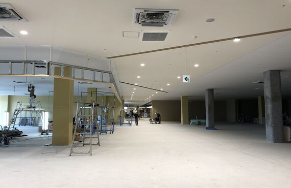 養生から搬入までしっかりお任せください！株式会社ニューバランスです。